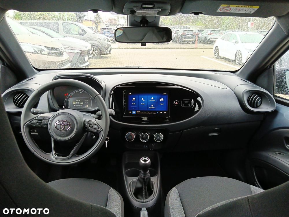 Toyota Aygo X - 12