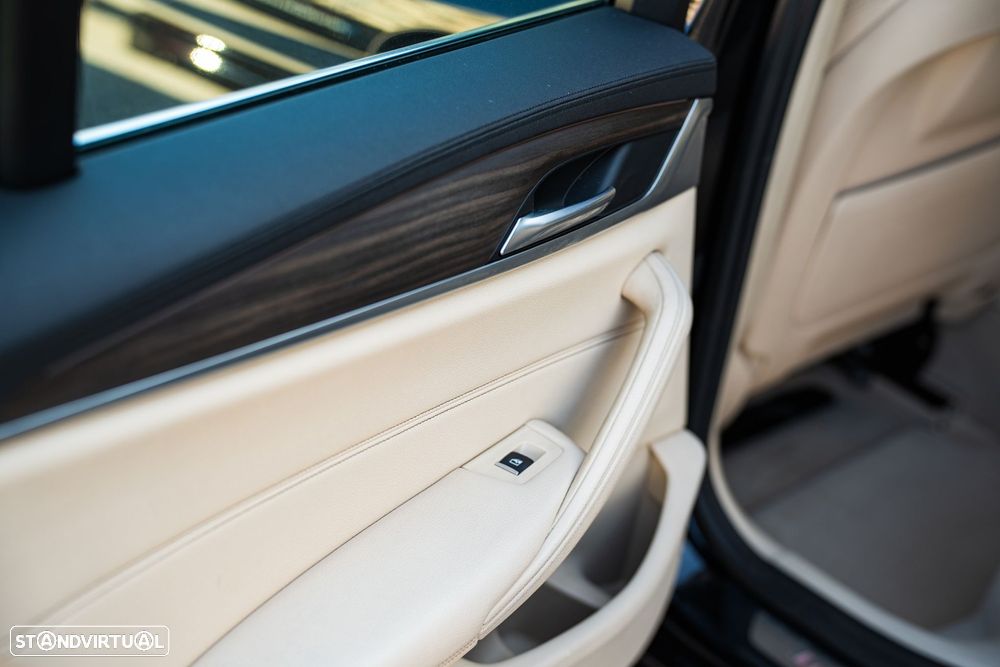 BMW 520 d Line Luxury Auto - 16