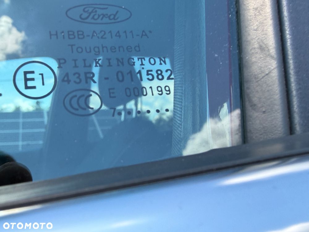 Ford Fiesta Vignale 1.5 TDCi ASS - 21