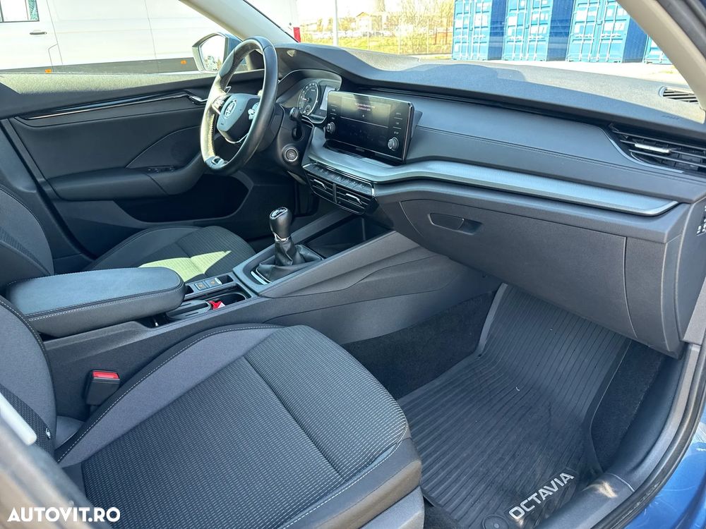 Skoda Octavia 2.0 TDI Ambition - 16