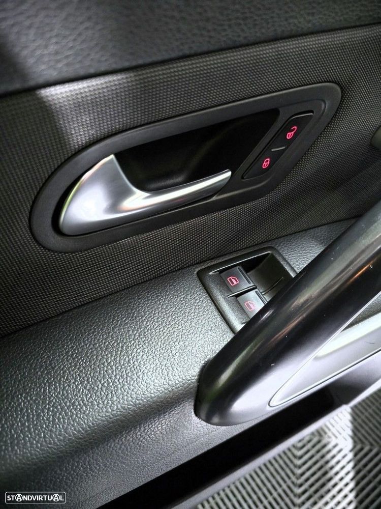 VW Scirocco 2.0 TSI BlueMotion DSG - 20