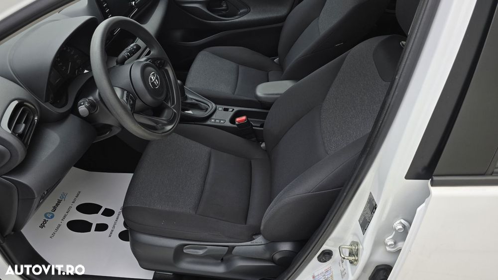 Toyota Yaris 1.5 VVT-i HSD Eco - 13