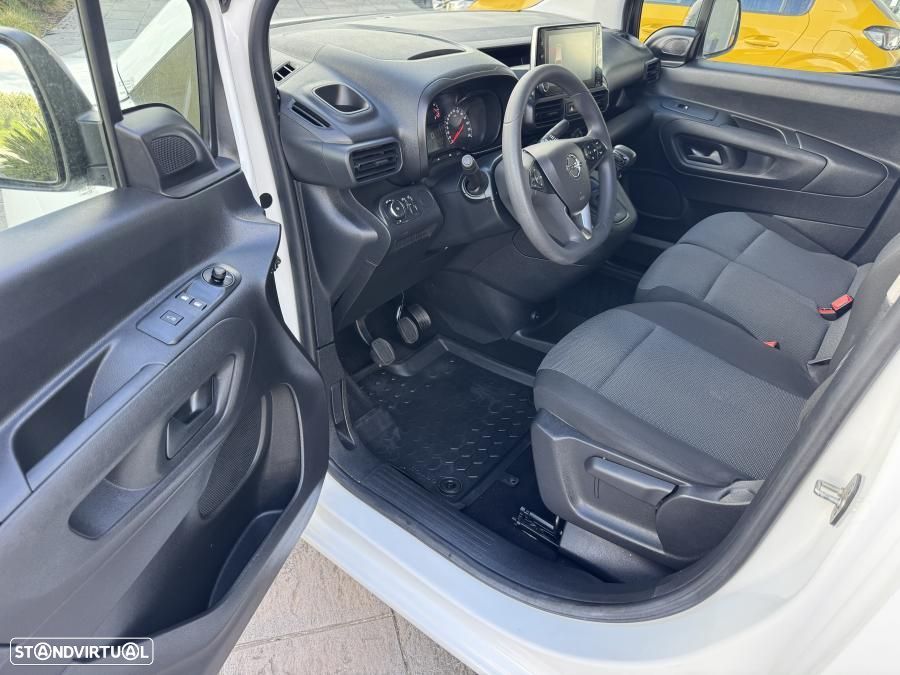 Opel Combo 1.5 CDTi 102cv L1H1 Enjoy 3 Lug. c/IVA DEDUTÍVEL - 8