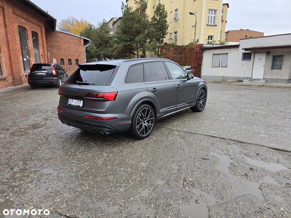 Audi SQ7 - 8