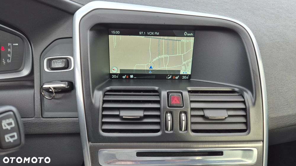 Volvo XC 60 D4 Geartronic Momentum - 12