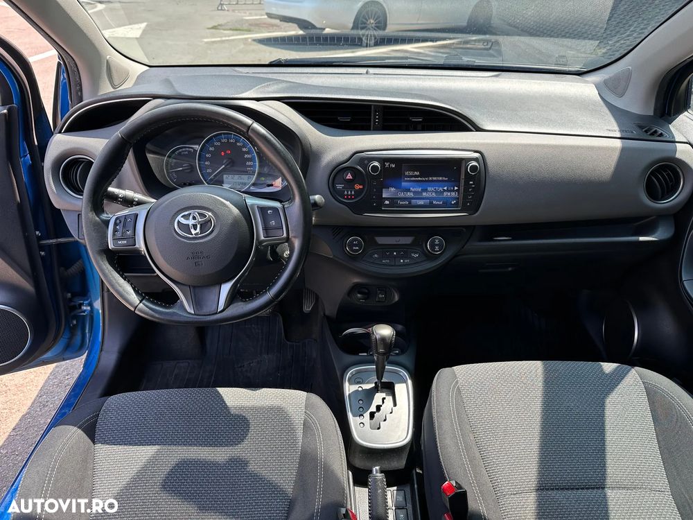 Toyota Yaris - 7