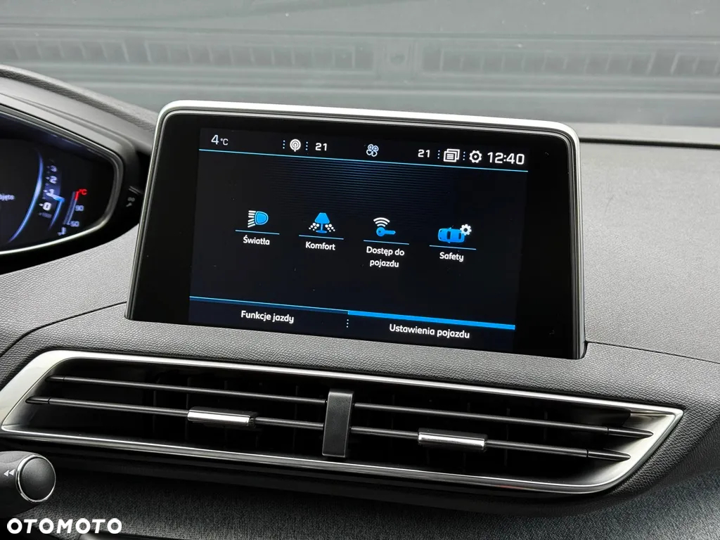 Peugeot 3008 BlueHDi 130 Stop & Start EAT8 Allure Pack - 22