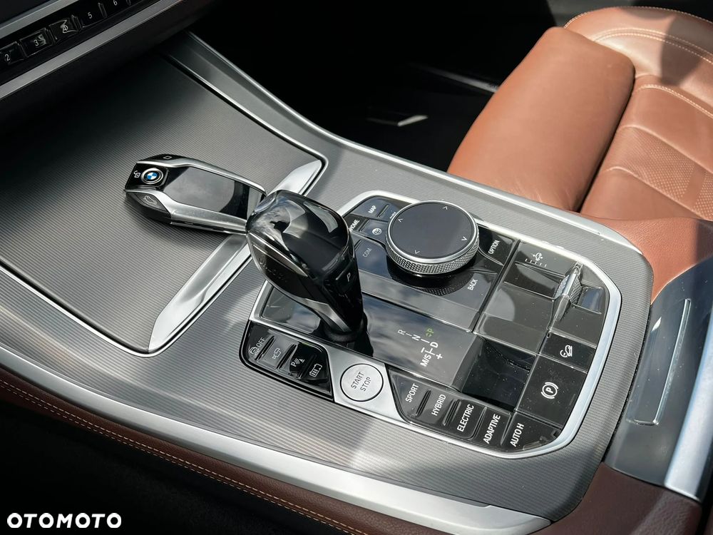 BMW X5 xDrive45e - 22