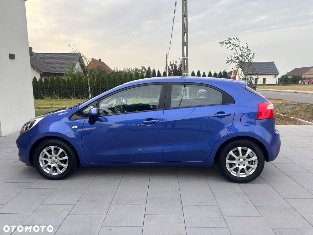 Kia Rio 1.2 Attract - 9