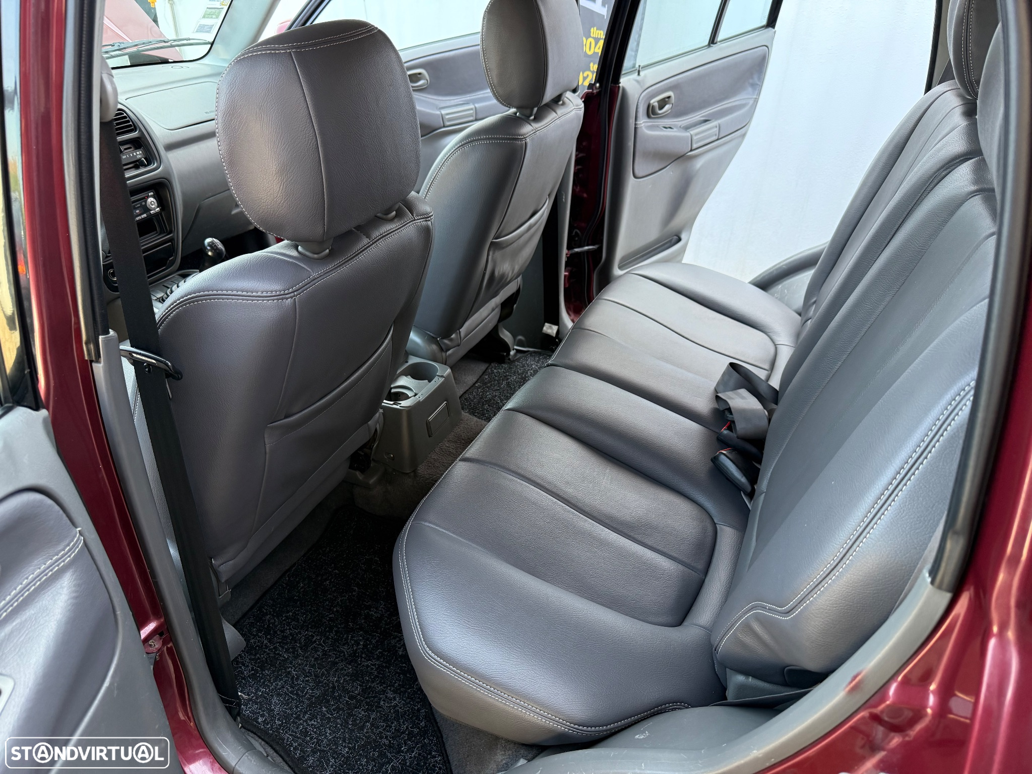 Suzuki Grand Vitara Metal Top 2.0 TDi - 42