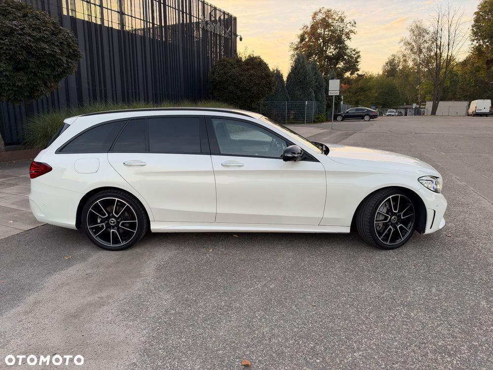 Mercedes-Benz Klasa C 300 d 9G-TRONIC AMG Line - 13