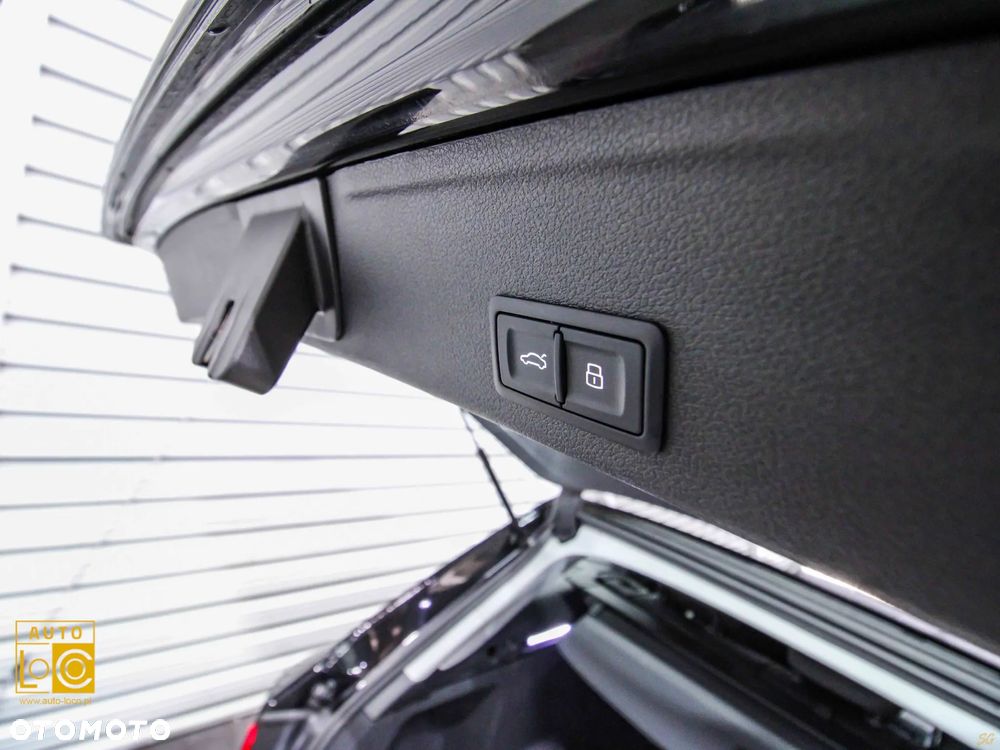 Audi A4 Avant 2.0 TDI Quattro S tronic - 14