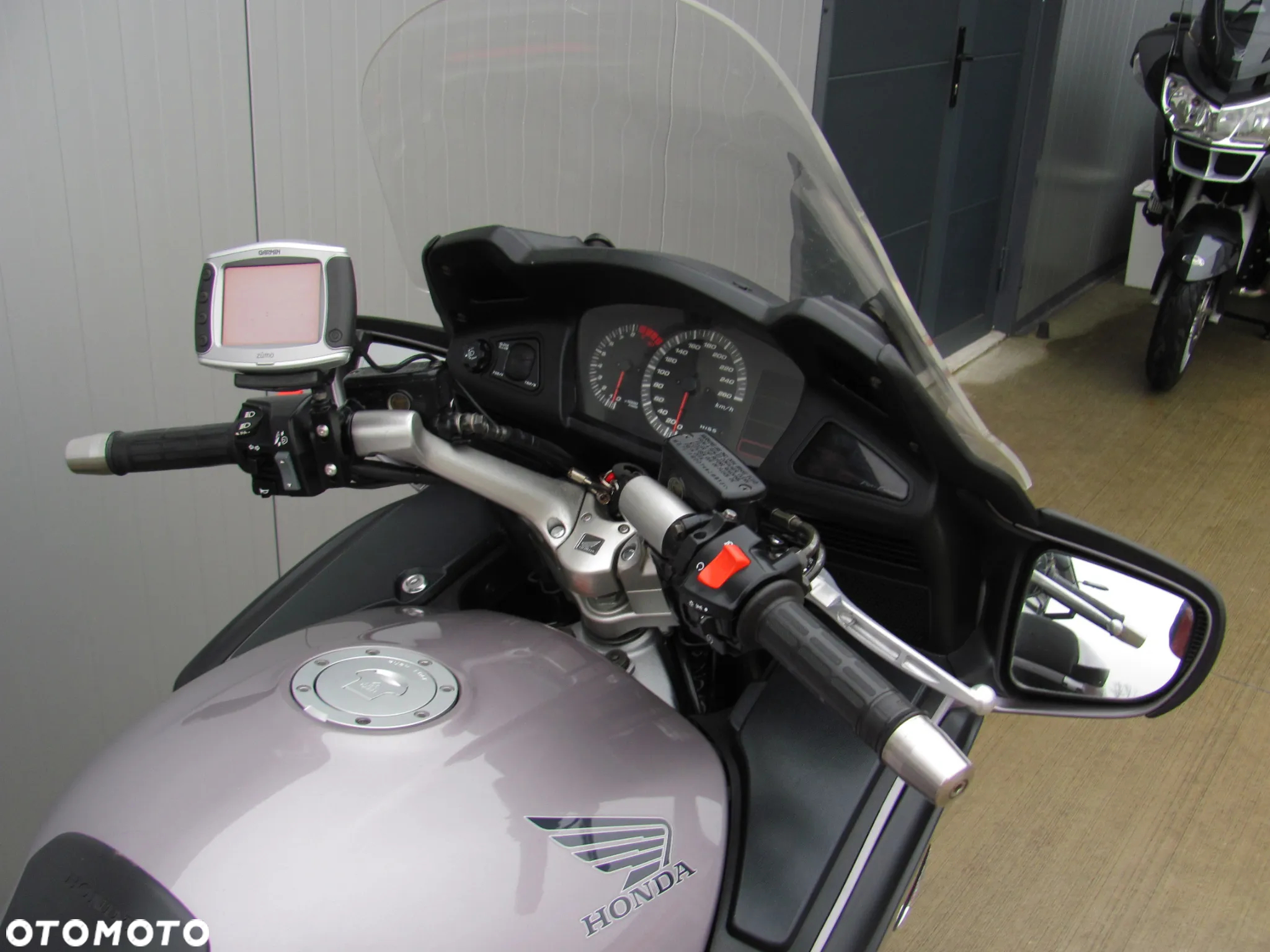 Honda ST - 4