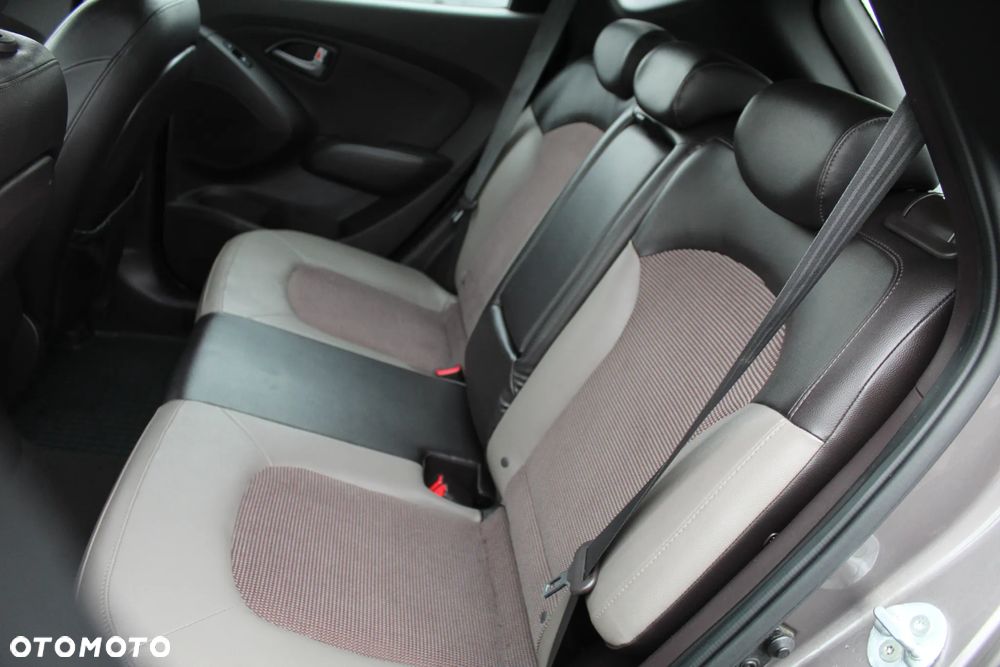 Hyundai ix35 2.0 CRDi Comfort 2WD - 12