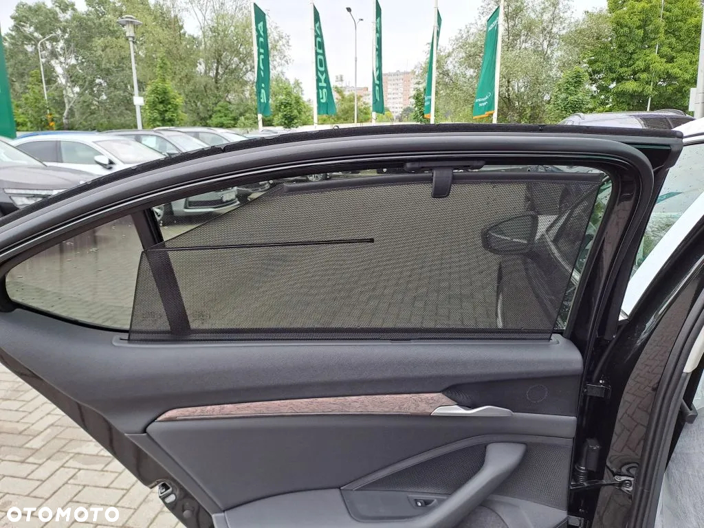 Skoda Superb 2.0 TSI 4x4 L&K DSG - 9