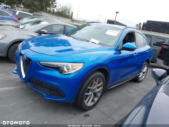 Alfa Romeo Stelvio 2.0 Turbo 16V AT8-Q4 Veloce Ti - 3