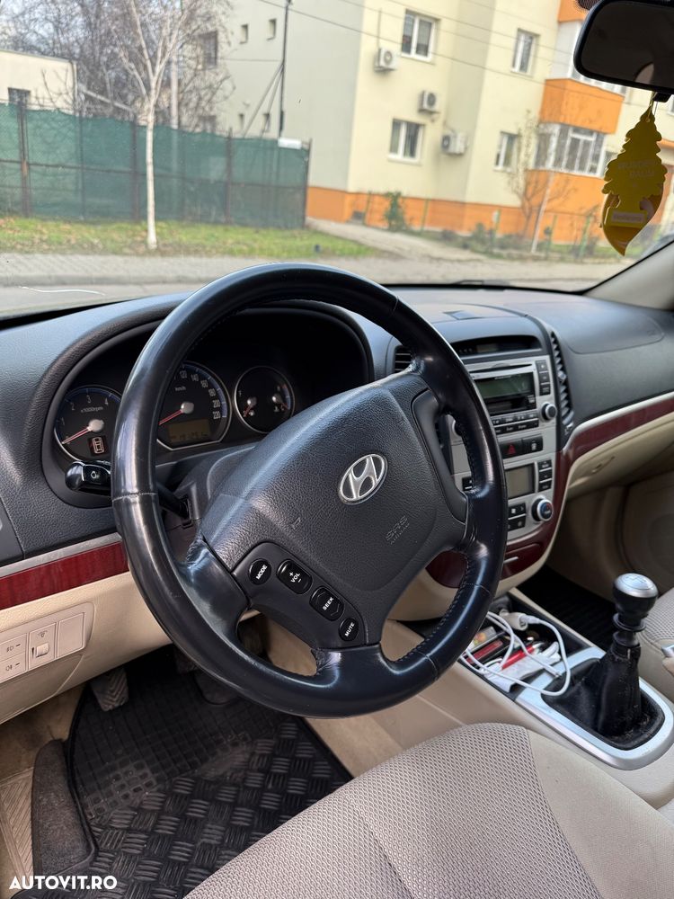 Hyundai Santa Fe 2.2 DSL VGT 5 SEATS 4WD - 14