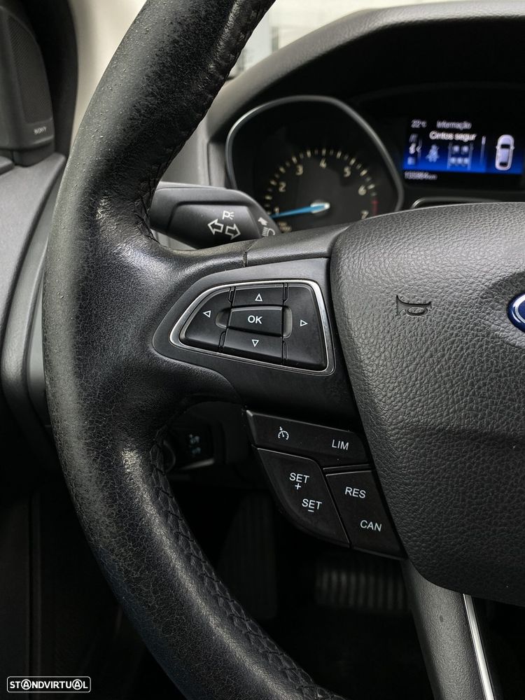 Ford Focus SW 1.0 SCTi Titanium - 21