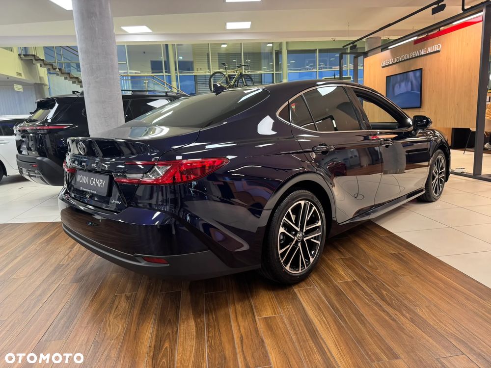 Toyota Camry 2.5 Hybrid Dynamic Force Executive e-CVT - 8