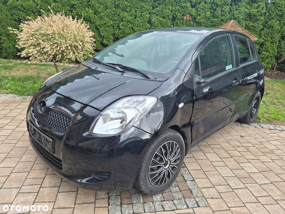 Toyota Yaris 1.33 Premium - 1