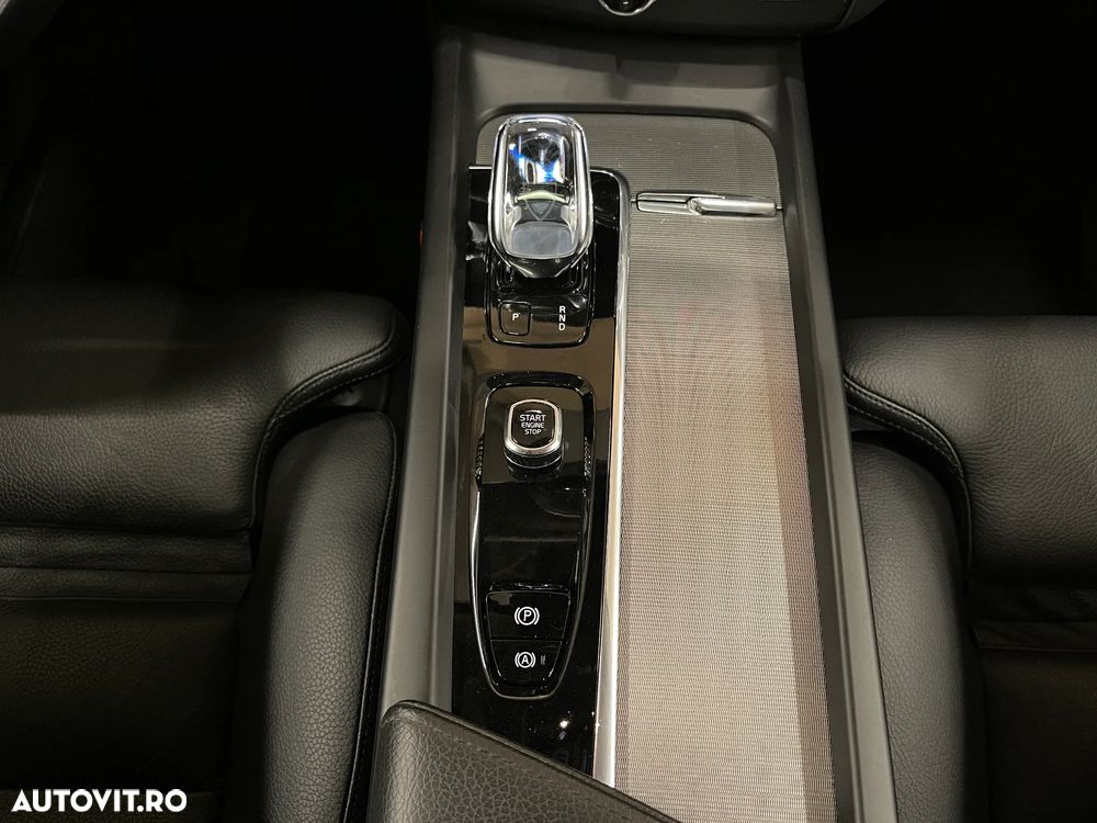 Volvo XC 60 T6 AWD Recharge Geartronic Inscription - 23