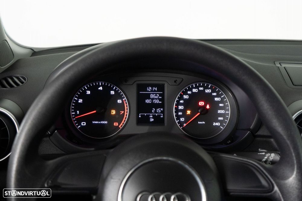 Audi A1 1.2 TFSi Sport - 22