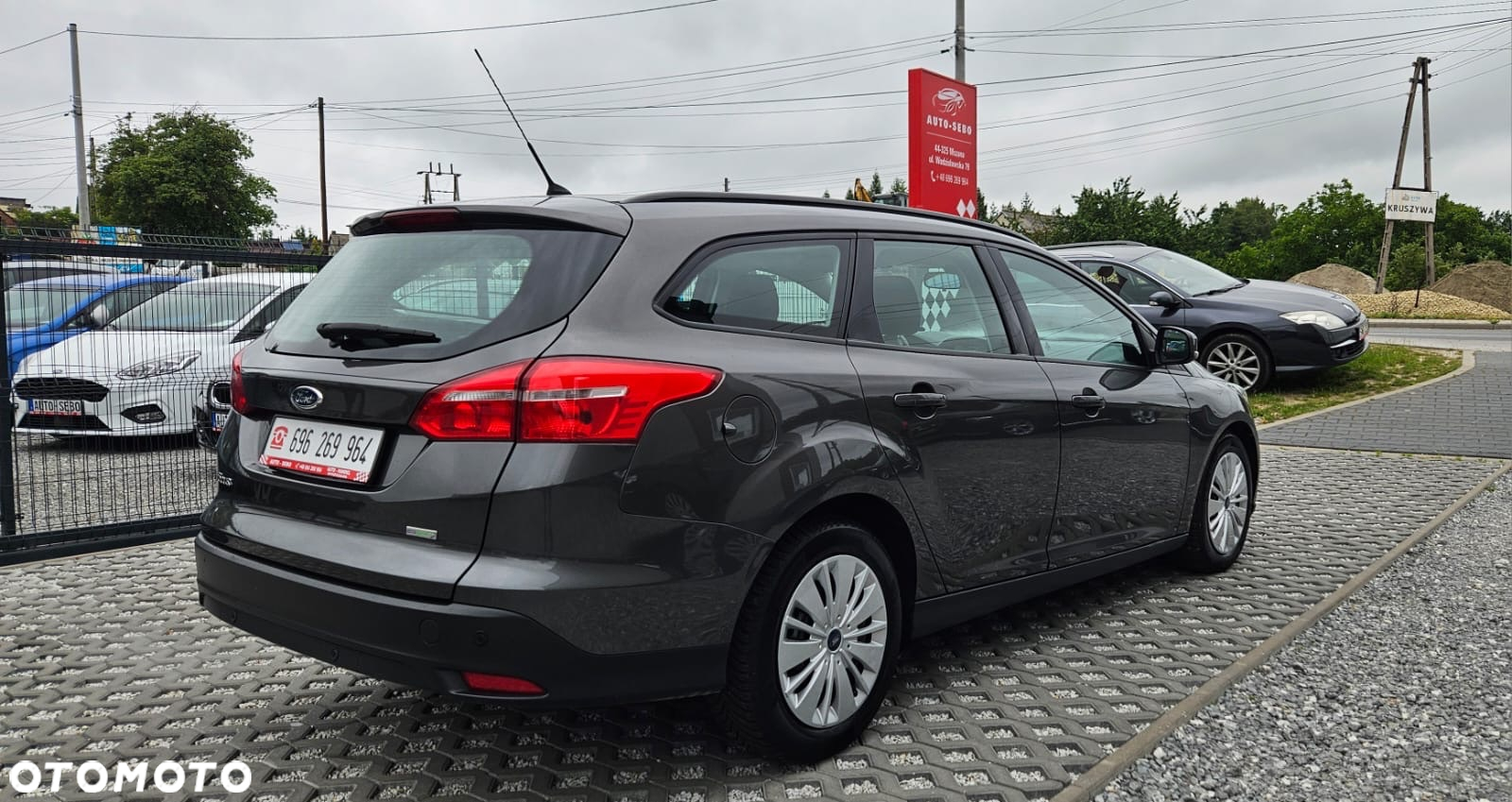 Ford Focus 1.0 EcoBoost Titanium - 10