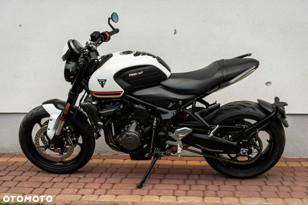 Triumph Trident - 5