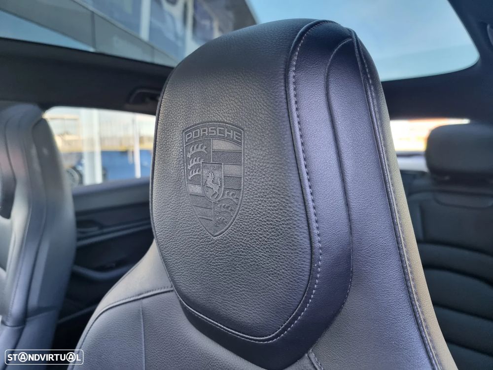 Porsche Taycan Sport Turismo Standard - 9