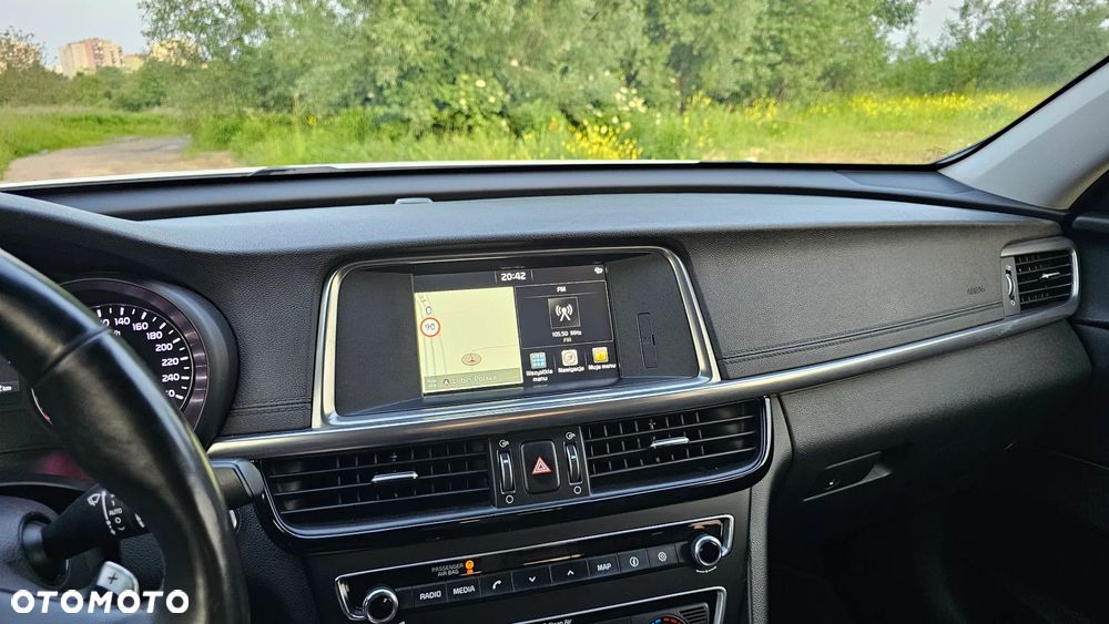 Kia Optima - 18