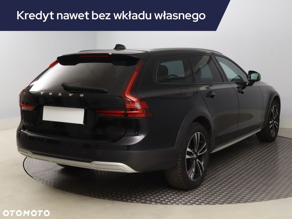 Volvo V90 Cross Country - 7