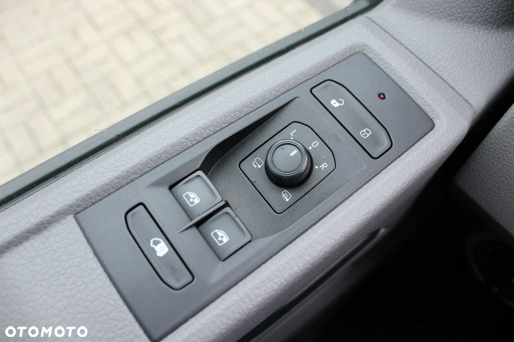 Volkswagen Transporter - 14
