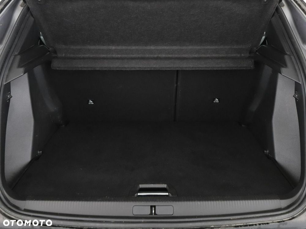 Peugeot 2008 PureTech 100 Stop&Start Allure Pack - 21