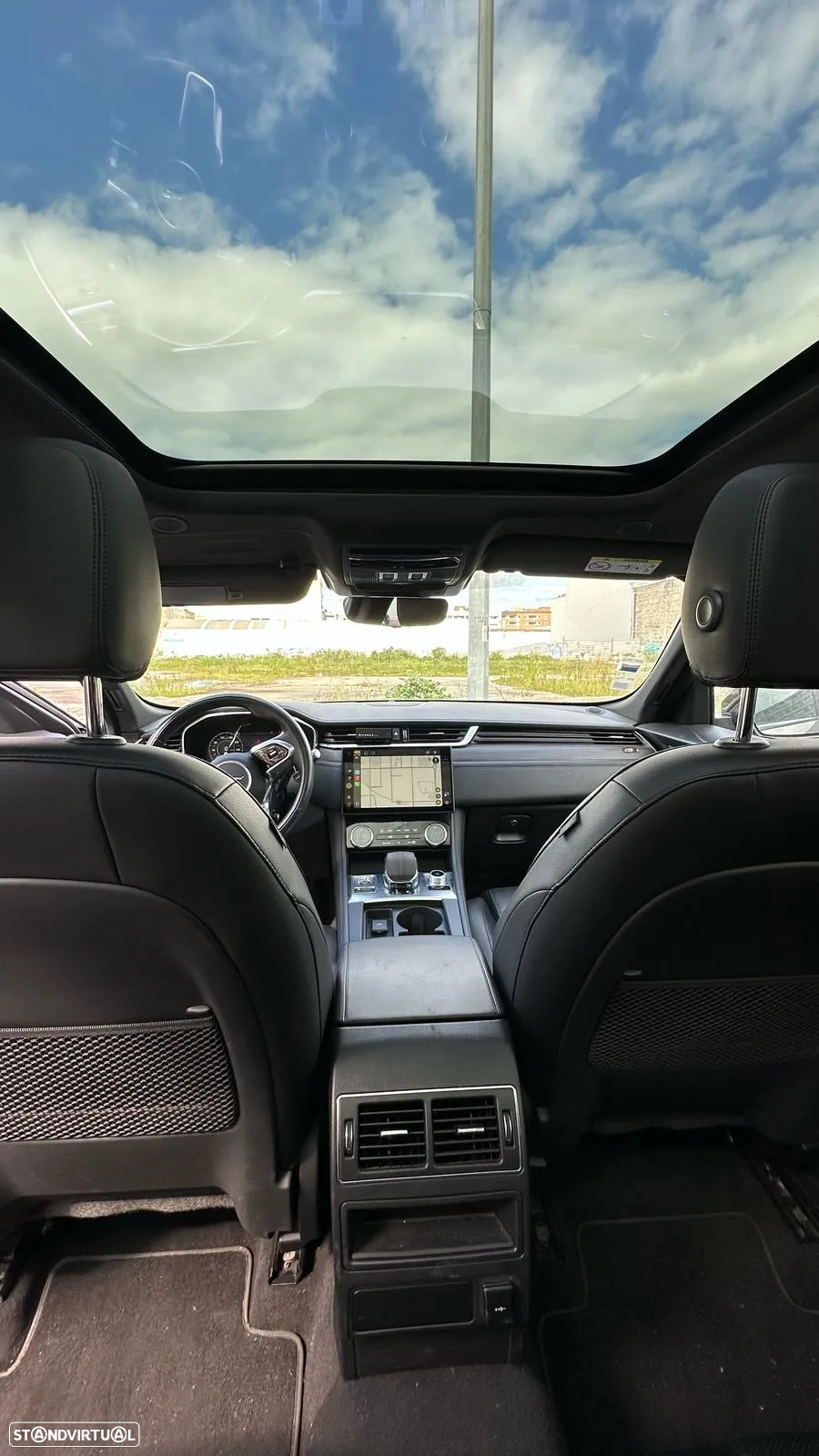 Jaguar F-Pace 2.0 P400e AWD - 8