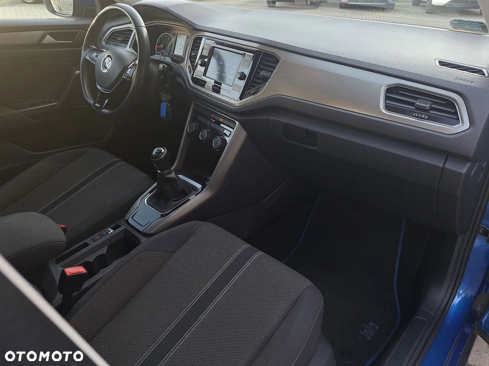 Volkswagen T-Roc - 18