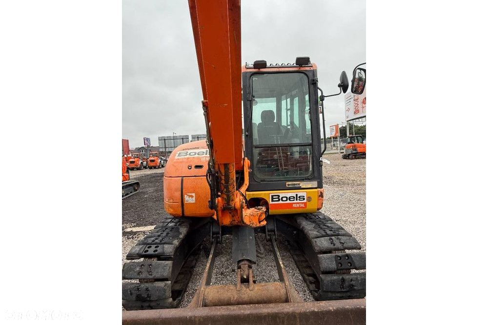 Komatsu PC80MR-3 - 4