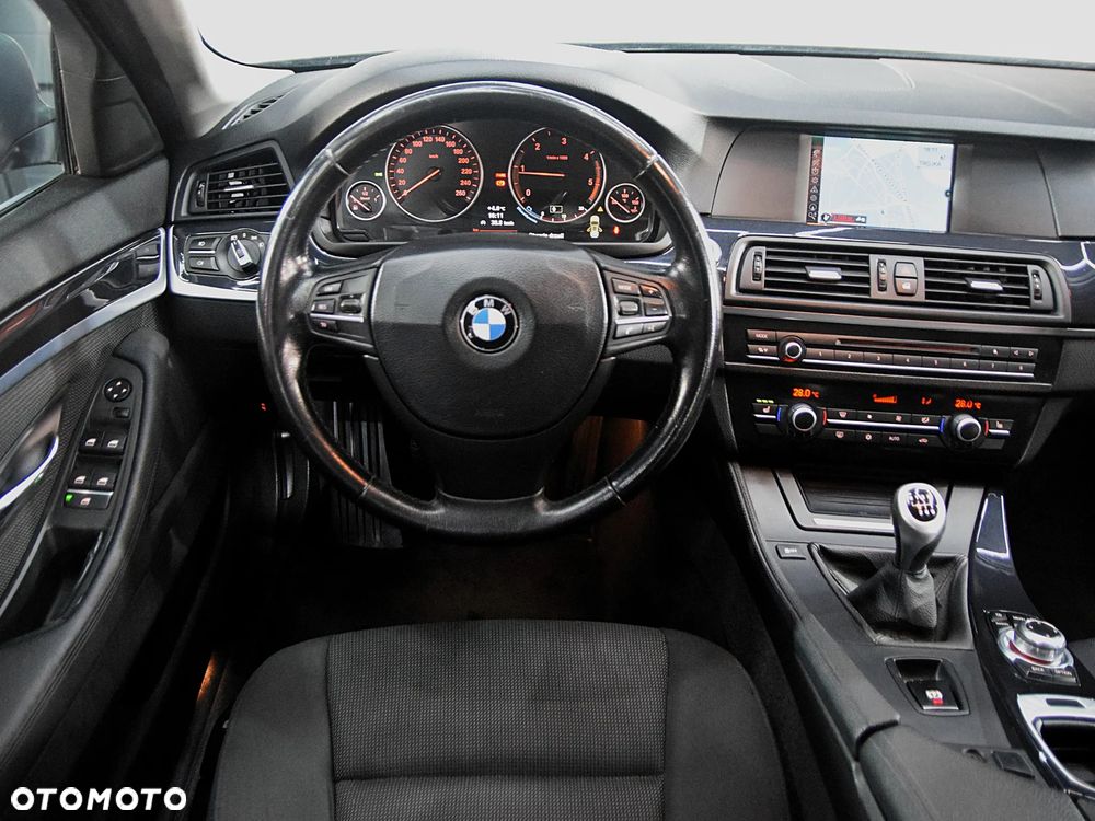 BMW Seria 5 - 17
