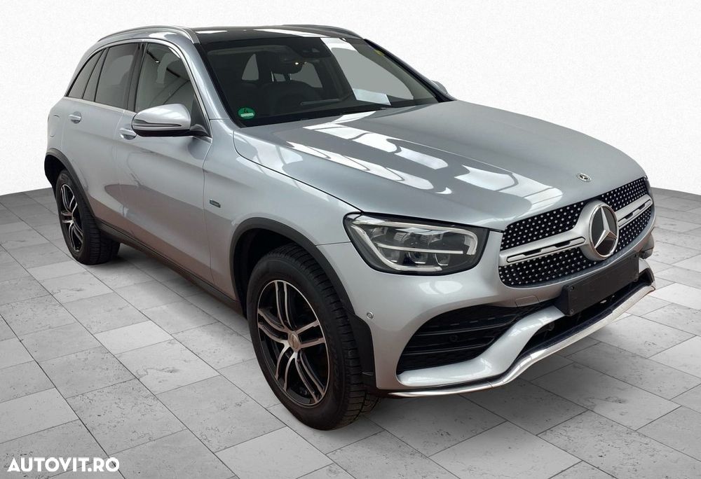Mercedes-Benz GLC - 9