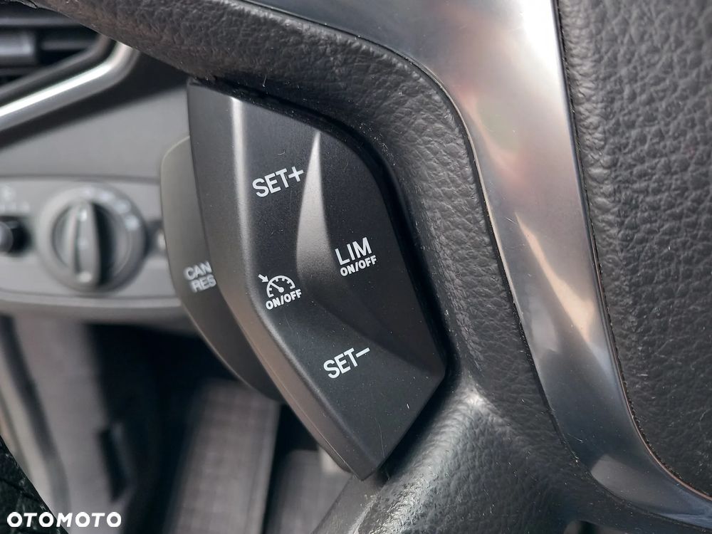 Ford Kuga 2.0 TDCi 4WD Titanium Plus - 23