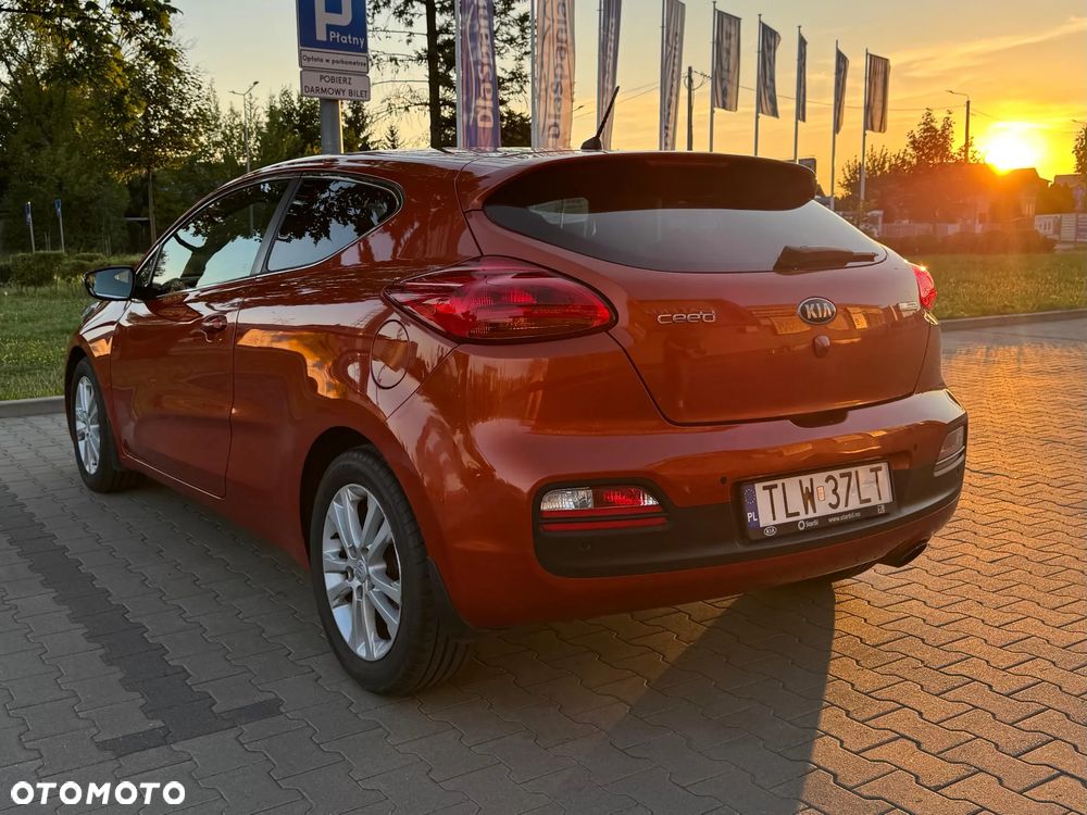 Kia ProCeed 1.6 GDI L - 13