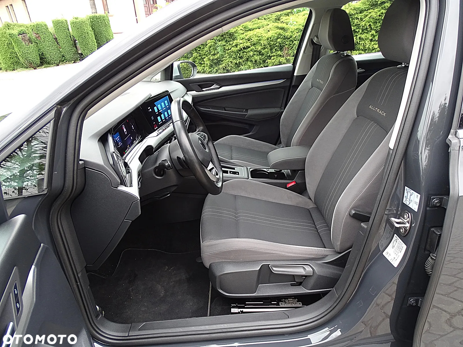 Volkswagen Golf Variant 2.0 TDI 4Motion SCR DSG Alltrack - 5