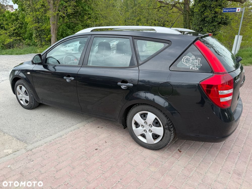 Kia Ceed 1.4 Comfort - 10