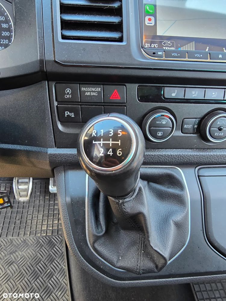 Volkswagen Multivan 2.0 TDI L1 Highline - 29