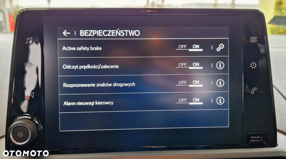 Toyota Proace City Verso 1.2 D-4T Family - 27