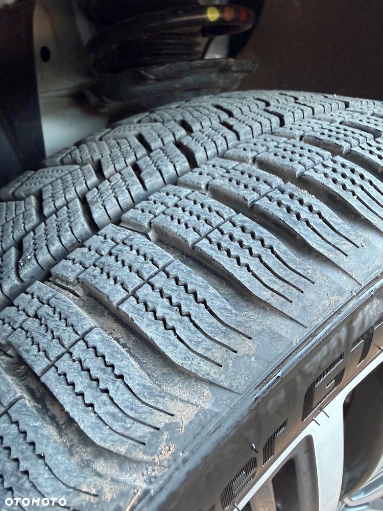 Volkswagen Tiguan 2.0 TDI SCR 4MOTION (BlueMotion Techn.) DSG Highline - 40