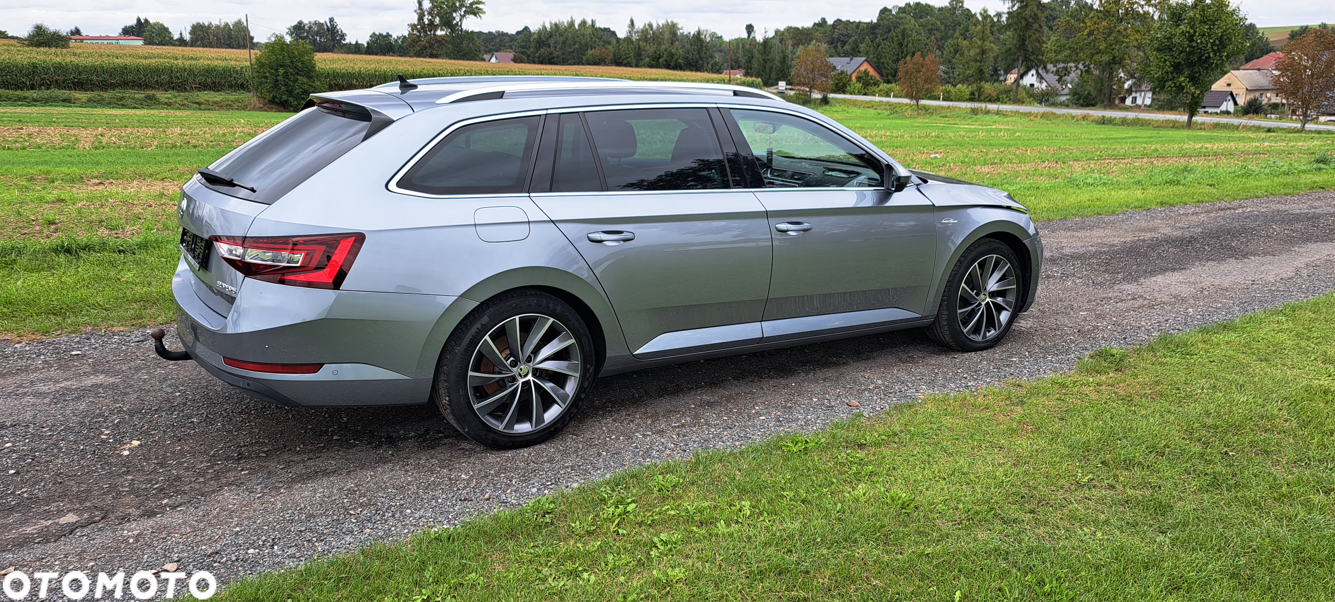 Skoda Superb Combi 2.0 TDI L&K - 3