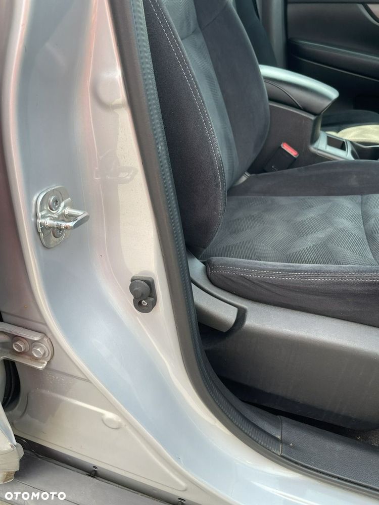 Nissan X-Trail 1.6 DCi N-Connecta 2WD - 13