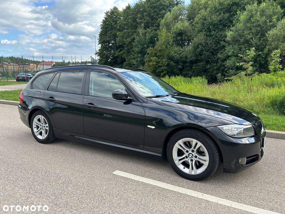 BMW Seria 3 318d - 3