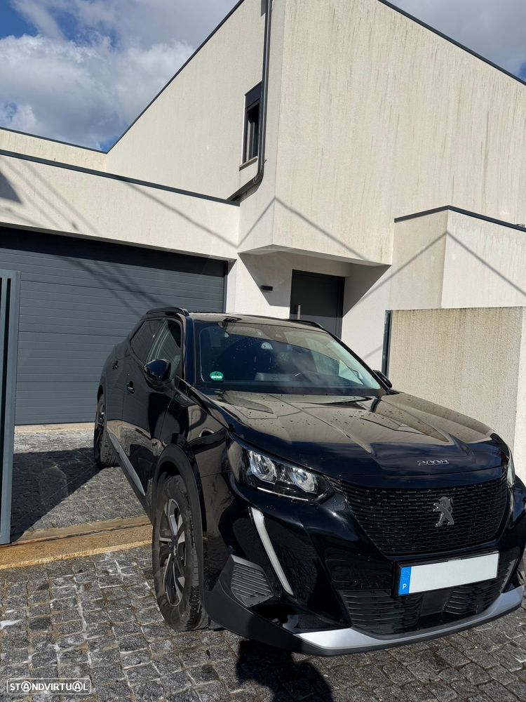 Peugeot e-2008 Allure - 3