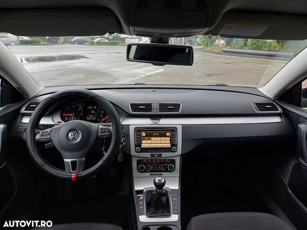 Volkswagen Passat 2.0 TDI BlueMotion Technology Comfortline - 3
